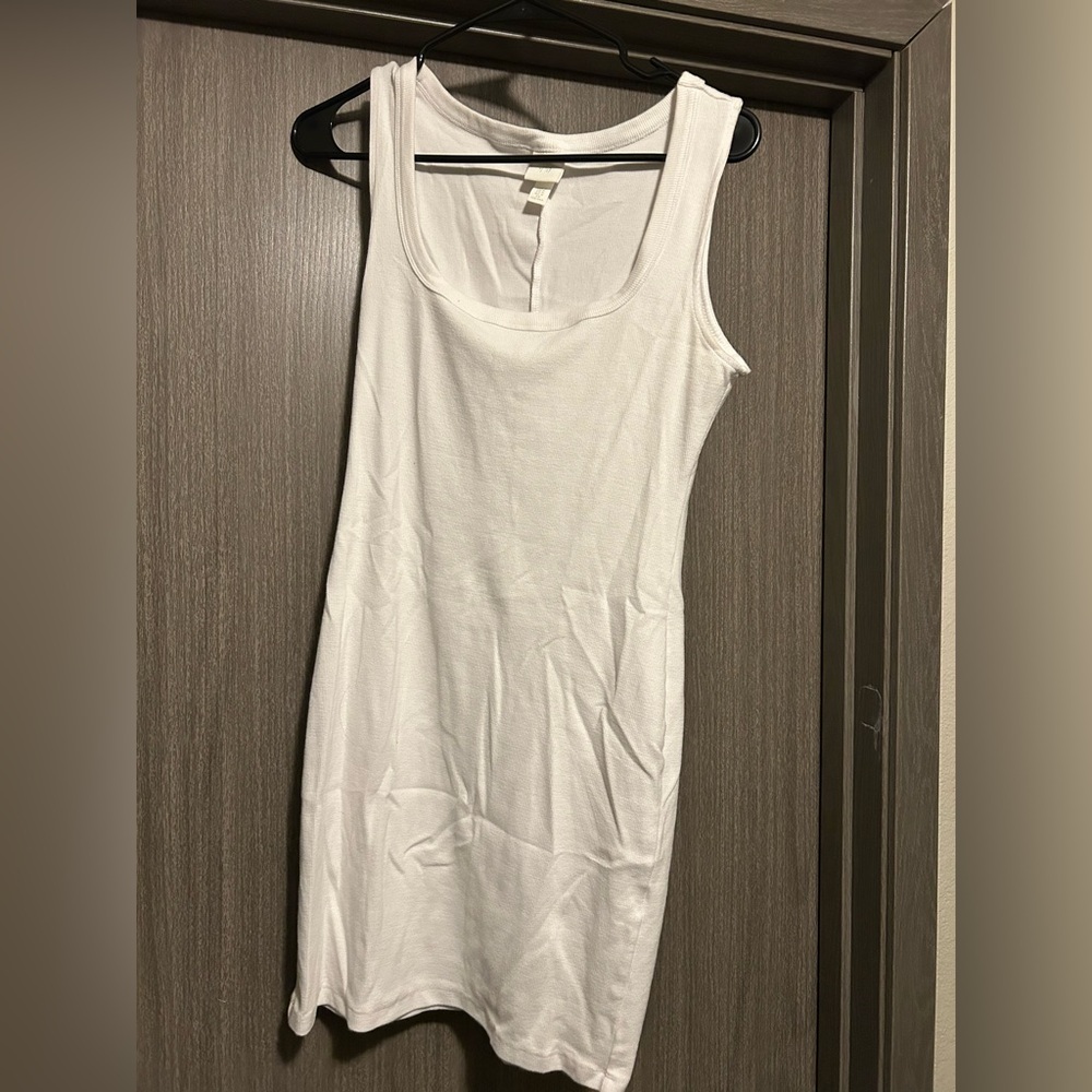 H&M - Ribbed Dress in White - M